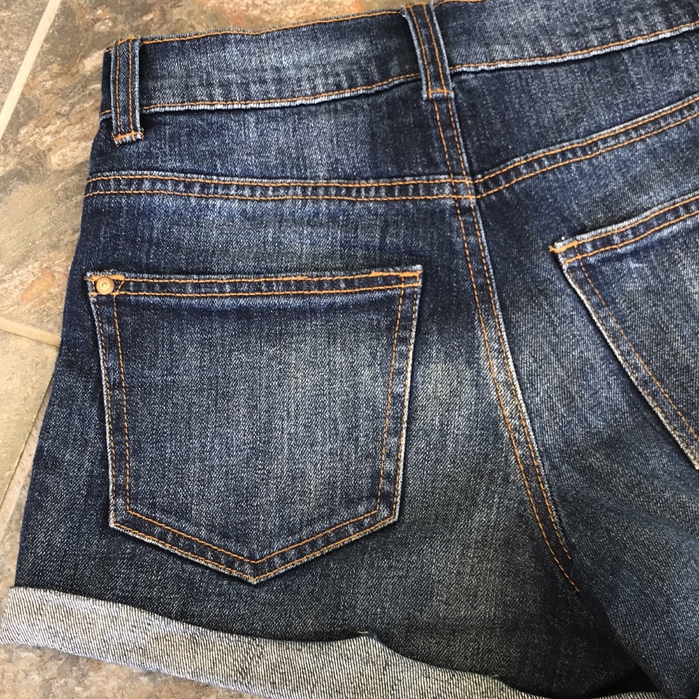 No BOUnDries size 1 high rise short - Picture 6 of 6
